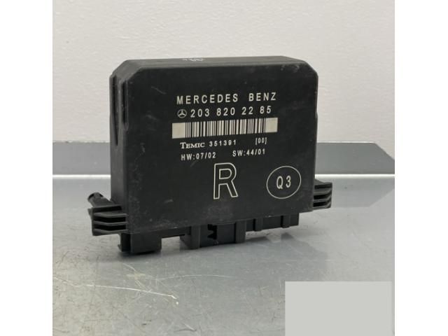 bontott MERCEDES-BENZ C-CLASS Jobb hátsó Ajtó Vezérlőegység