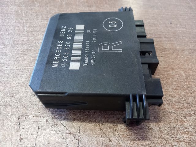 bontott MERCEDES-BENZ C-CLASS Jobb hátsó Ajtó Vezérlőegység