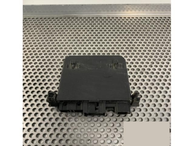 bontott MERCEDES-BENZ C-CLASS Jobb hátsó Ajtó Vezérlőegység