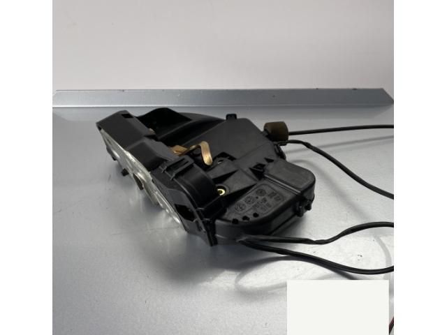 bontott MERCEDES-BENZ C-CLASS Jobb hátsó Ajtózár