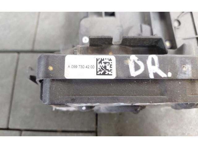 bontott MERCEDES-BENZ C-CLASS Jobb hátsó Ajtózár