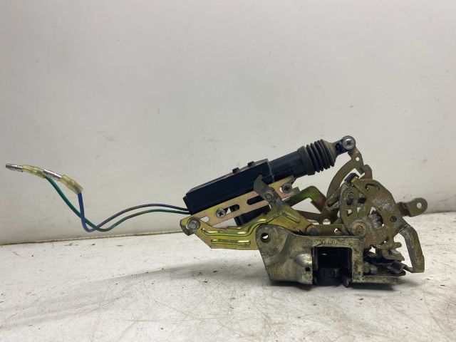 bontott MERCEDES-BENZ C-CLASS Jobb hátsó Ajtózár