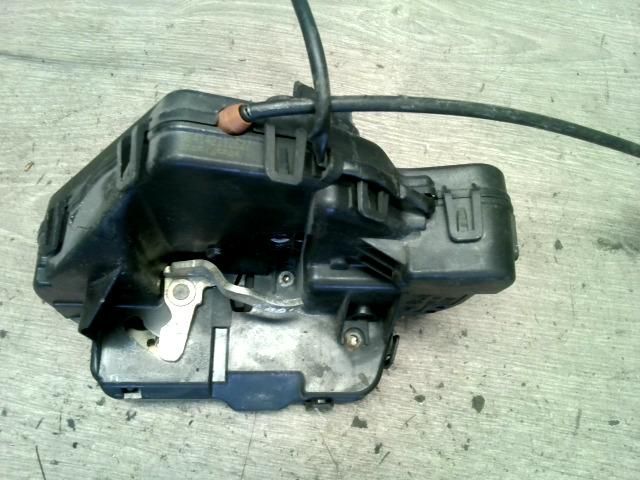 bontott MERCEDES-BENZ C-CLASS Jobb hátsó Ajtózár