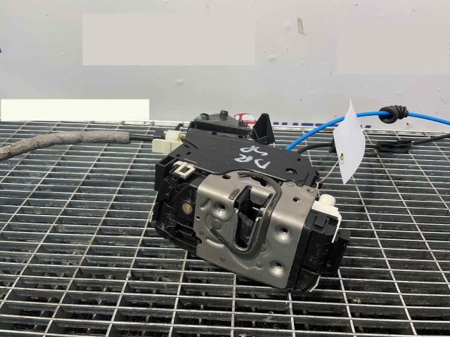 bontott MERCEDES-BENZ C-CLASS Jobb hátsó Ajtózár