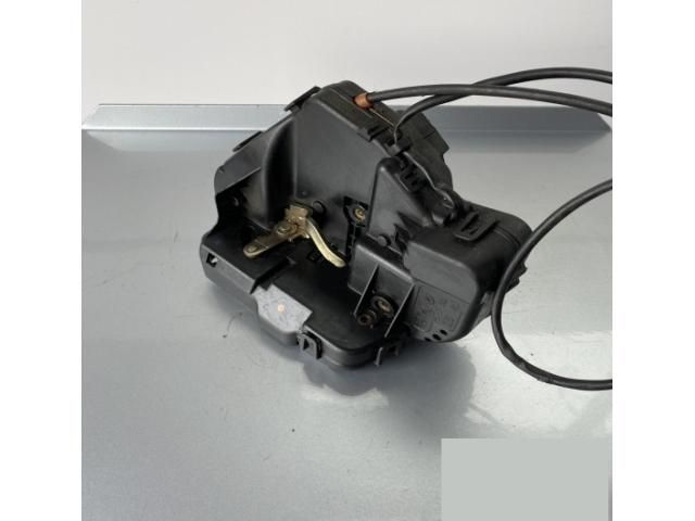 bontott MERCEDES-BENZ C-CLASS Jobb hátsó Ajtózár