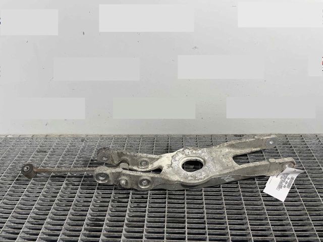 bontott MERCEDES-BENZ C-CLASS Jobb hátsó Alsó Lengőkar