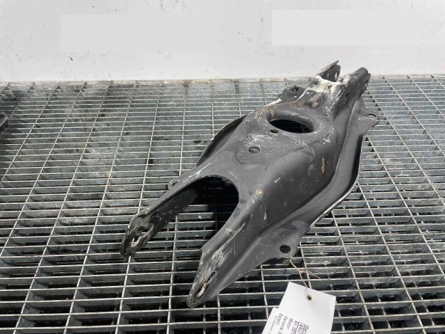 bontott MERCEDES-BENZ C-CLASS Jobb hátsó Alsó Lengőkar