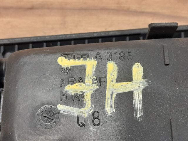 bontott MERCEDES-BENZ C-CLASS Jobb hátsó Belső Kilincs