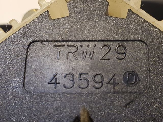 bontott MERCEDES-BENZ C-CLASS Jobb hátsó Biztonsági Öv