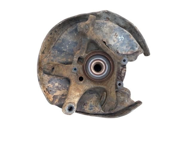 bontott MERCEDES-BENZ C-CLASS Jobb hátsó Csonkállvány Kerékaggyal