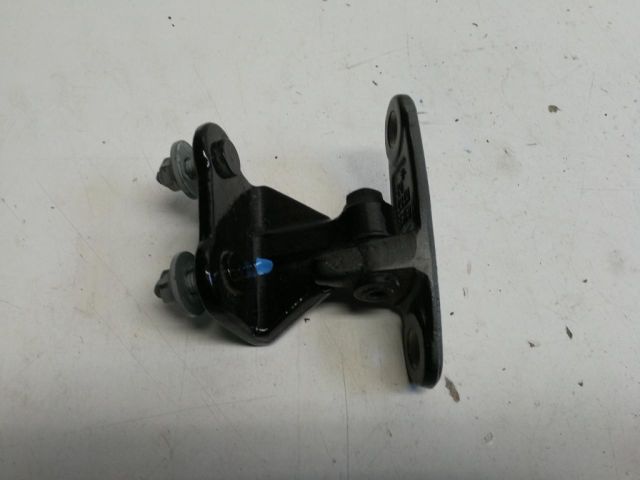 bontott MERCEDES-BENZ C-CLASS Jobb hátsó Felső Zsanér