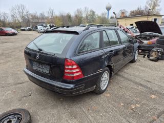 bontott MERCEDES-BENZ C-CLASS Jobb hátsó Fixüveg (Ajtóban)