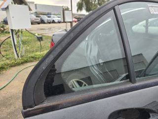 bontott MERCEDES-BENZ C-CLASS Jobb hátsó Fixüveg (Ajtóban)
