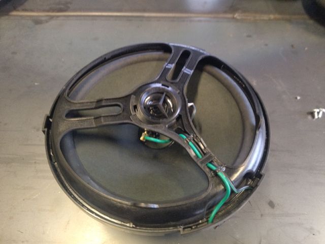 bontott MERCEDES-BENZ C-CLASS Jobb hátsó Hangszóró