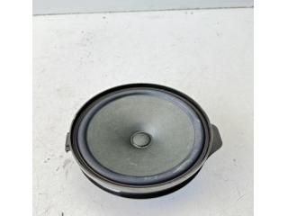 bontott MERCEDES-BENZ C-CLASS Jobb hátsó Hangszóró