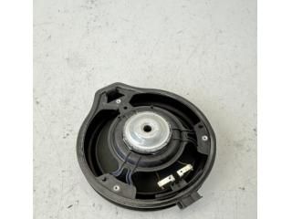 bontott MERCEDES-BENZ C-CLASS Jobb hátsó Hangszóró