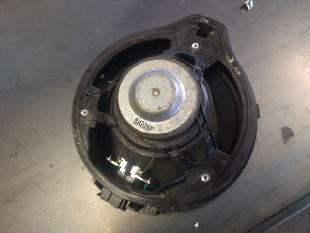 bontott MERCEDES-BENZ C-CLASS Jobb hátsó Hangszóró