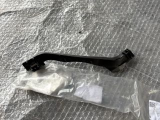 bontott MERCEDES-BENZ C-CLASS Jobb hátsó Küszöb Tartó