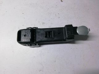 bontott MERCEDES-BENZ C-CLASS Jobb Hátsó Lámpa Foglalat