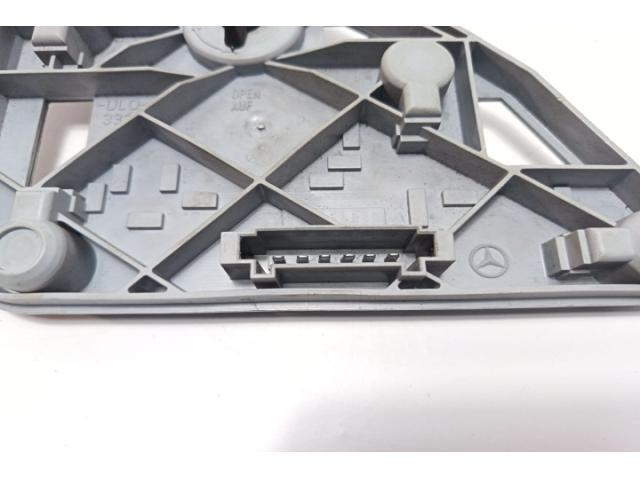 bontott MERCEDES-BENZ C-CLASS Jobb Hátsó Lámpa Foglalat