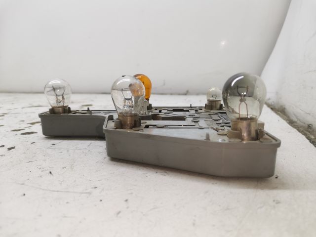 bontott MERCEDES-BENZ C-CLASS Jobb Hátsó Lámpa Foglalat