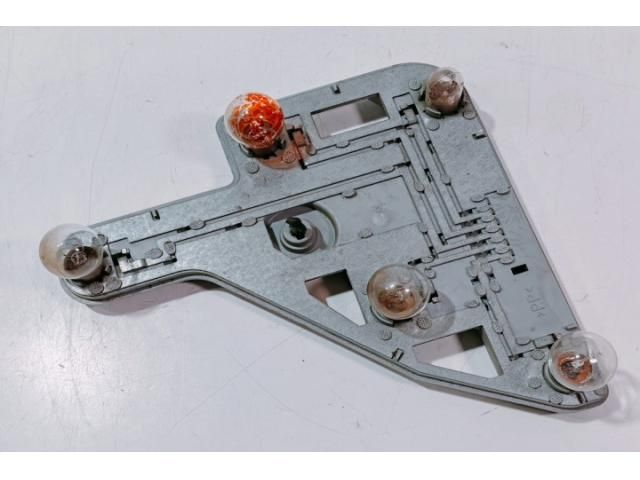 bontott MERCEDES-BENZ C-CLASS Jobb Hátsó Lámpa Foglalat