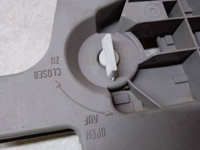 bontott MERCEDES-BENZ C-CLASS Jobb Hátsó Lámpa Foglalat