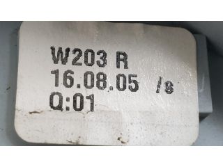 bontott MERCEDES-BENZ C-CLASS Jobb Hátsó Lámpa