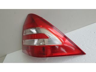 bontott MERCEDES-BENZ C-CLASS Jobb Hátsó Lámpa