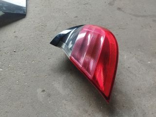 bontott MERCEDES-BENZ C-CLASS Jobb Hátsó Lámpa