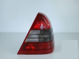 bontott MERCEDES-BENZ C-CLASS Jobb Hátsó Lámpa