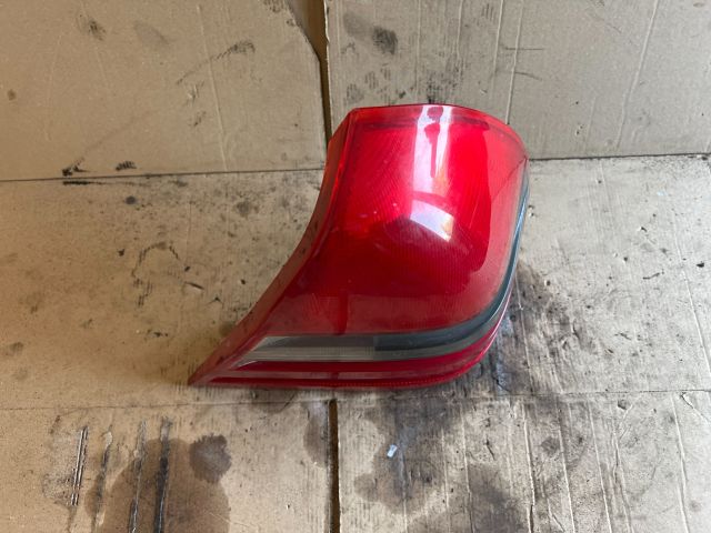 bontott MERCEDES-BENZ C-CLASS Jobb Hátsó Lámpa