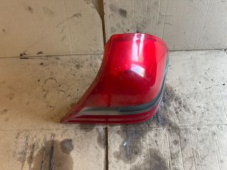 bontott MERCEDES-BENZ C-CLASS Jobb Hátsó Lámpa