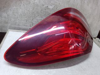 bontott MERCEDES-BENZ C-CLASS Jobb Hátsó Lámpa