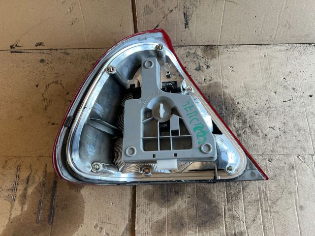 bontott MERCEDES-BENZ C-CLASS Jobb Hátsó Lámpa