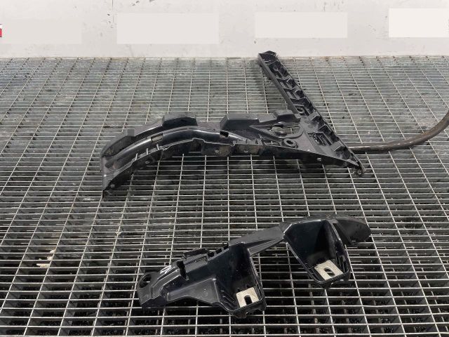 bontott MERCEDES-BENZ C-CLASS Jobb hátsó Lökhárító Tartó (Műanyag)