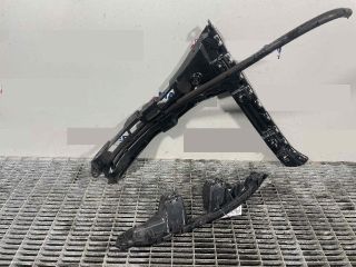 bontott MERCEDES-BENZ C-CLASS Jobb hátsó Lökhárító Tartó (Műanyag)