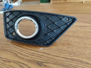 bontott MERCEDES-BENZ C-CLASS Jobb Ködfényszóró Lámpakeret