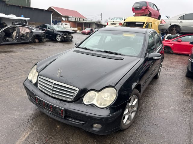 bontott MERCEDES-BENZ C-CLASS Jobb Ködfényszóró