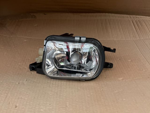 bontott MERCEDES-BENZ C-CLASS Jobb Ködfényszóró