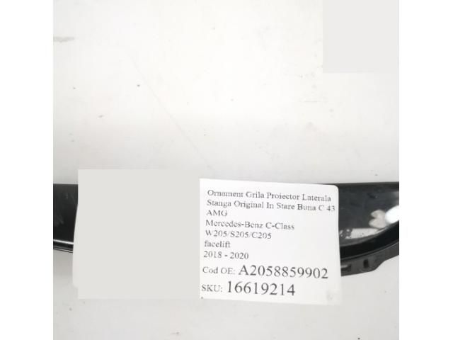 bontott MERCEDES-BENZ C-CLASS Jobb Ködlámpa Rács