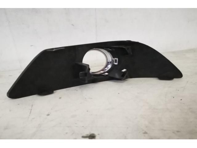 bontott MERCEDES-BENZ C-CLASS Jobb Ködlámpa Rács