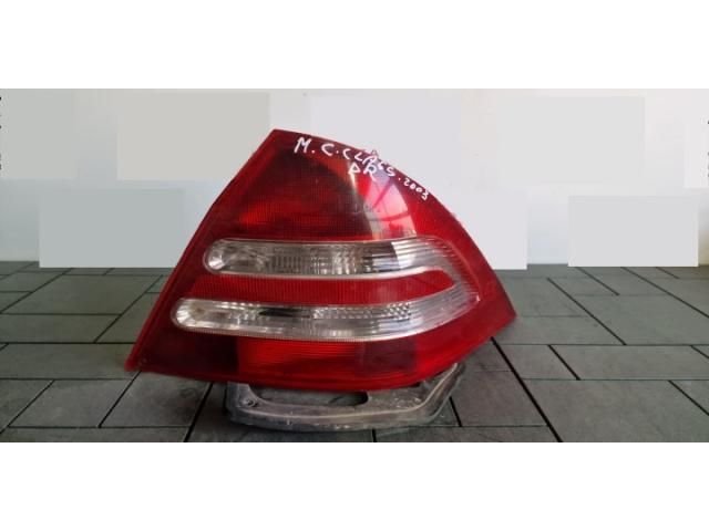 bontott MERCEDES-BENZ C-CLASS Jobb Külső Hátsó Lámpa