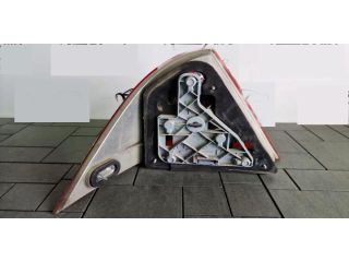 bontott MERCEDES-BENZ C-CLASS Jobb Külső Hátsó Lámpa