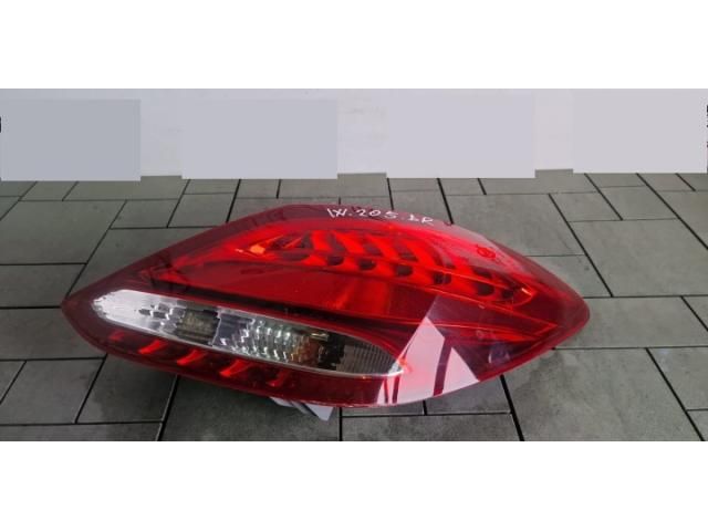 bontott MERCEDES-BENZ C-CLASS Jobb Külső Hátsó Lámpa