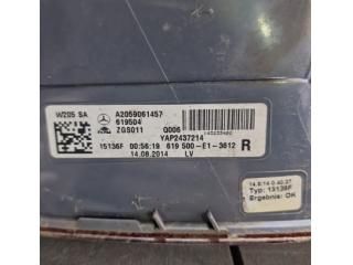 bontott MERCEDES-BENZ C-CLASS Jobb Külső Hátsó Lámpa