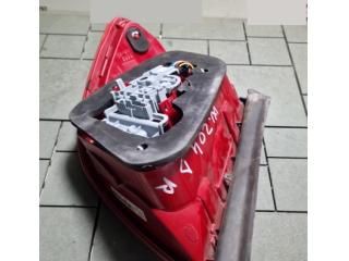 bontott MERCEDES-BENZ C-CLASS Jobb Külső Hátsó Lámpa