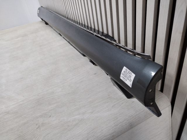 bontott MERCEDES-BENZ C-CLASS Jobb Küszöb