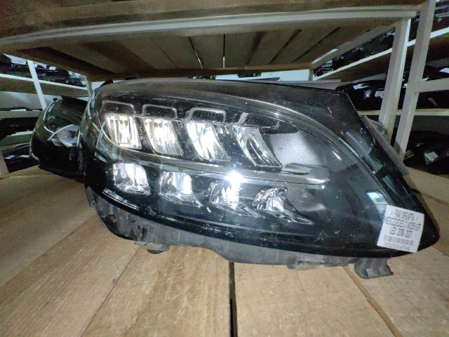 bontott MERCEDES-BENZ C-CLASS Jobb Ledes Fényszóró