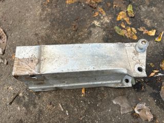 bontott MERCEDES-BENZ C-CLASS Jobb Lökhárító Tartó Nyúlványvég